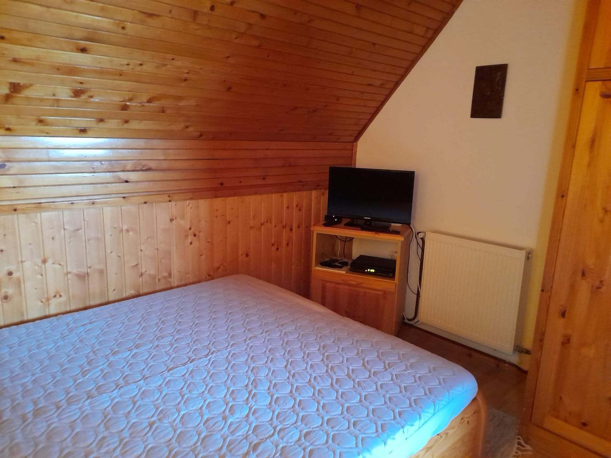 Harmonia Vendeghaz 100 Meterre Az Igali Gyogyfuerdotol Apartment Екстериор снимка